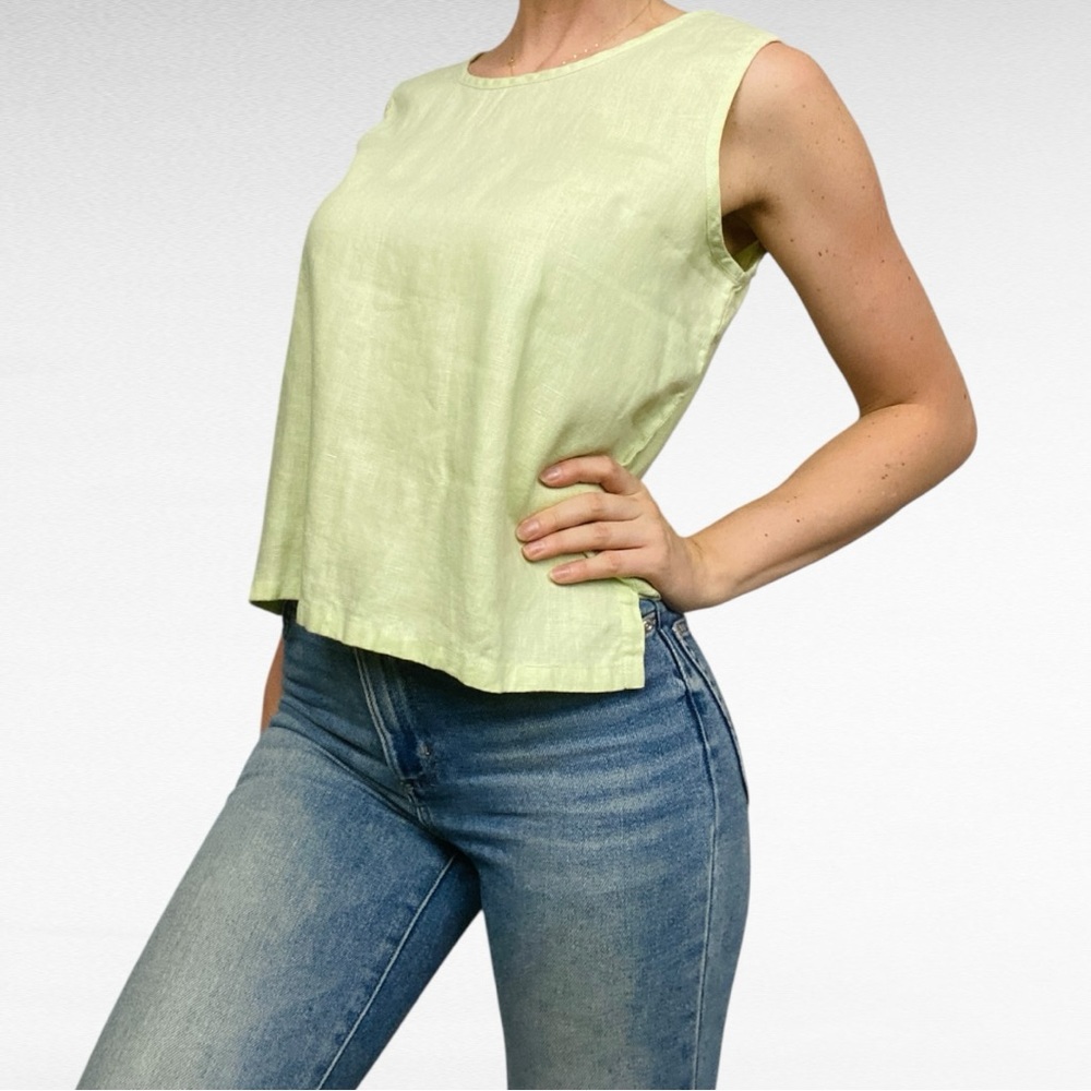VINTAGE | REAL Comfort | Light Pastel Green 100% Linen Relaxed Fit Tank Top